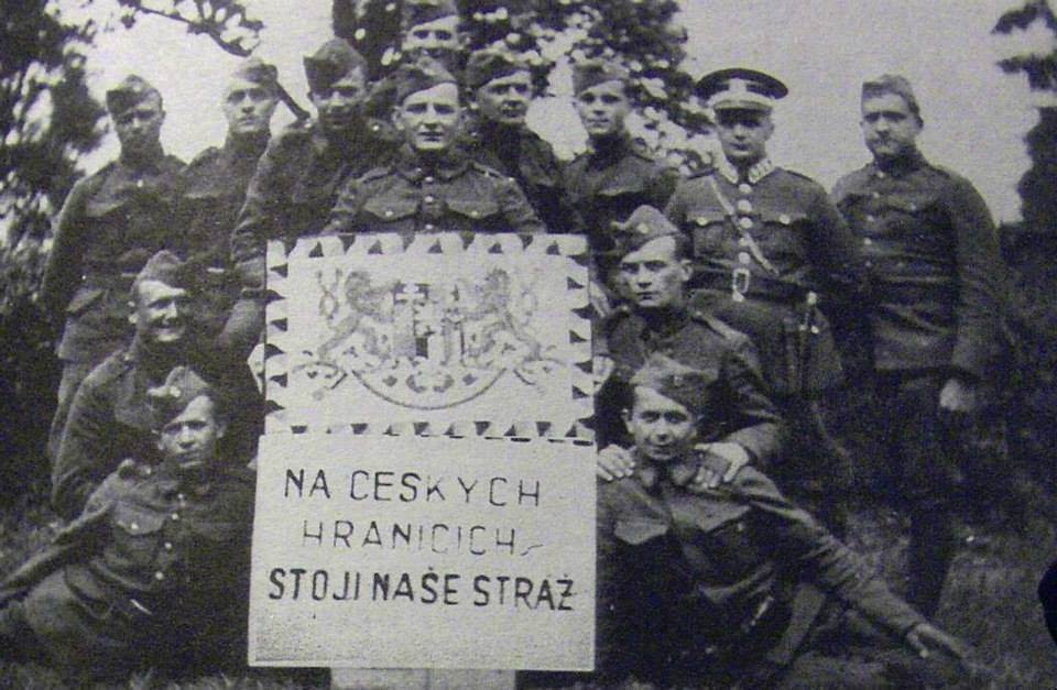 Czech soldiers who fought against Freikorps and the SS